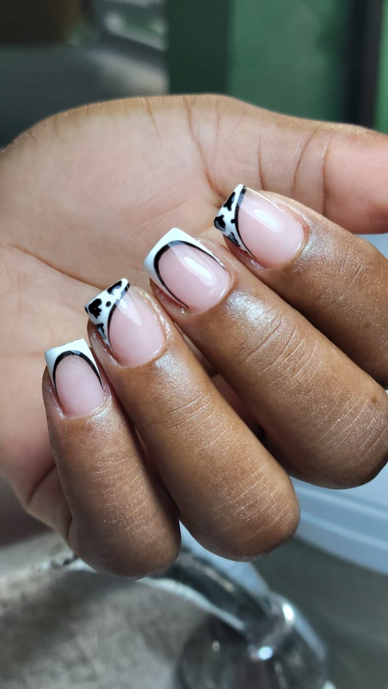 Short acrylic full set with cow print French tip